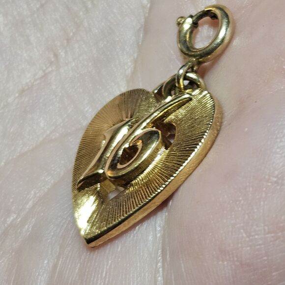 **Final Sale** Vintage Monet Sweet 16 HEART Gold Tone Charm Pendant Birthday - Picture 2 of 10